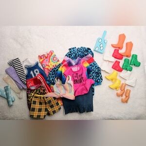 Barbie fashions clothes&; accessories lot